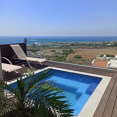 Diamond Townhouse 17 Casa de Férias Pafos